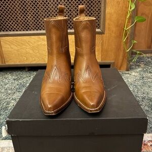 Thursday Boot Company Icon boots in Tan